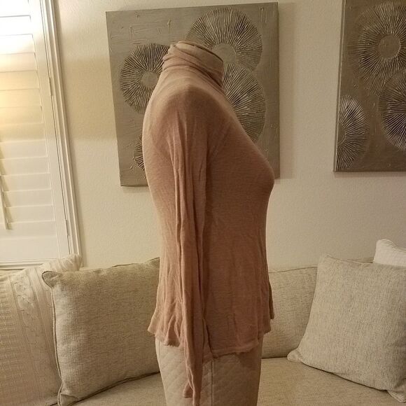 Free People Intimately Pink knit turtleneck sz XS - Picture 3 of 8